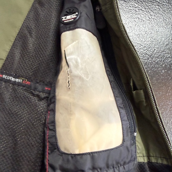 SCOTTeVEST Travel Jacket. Size Small. - Picture 4 of 5